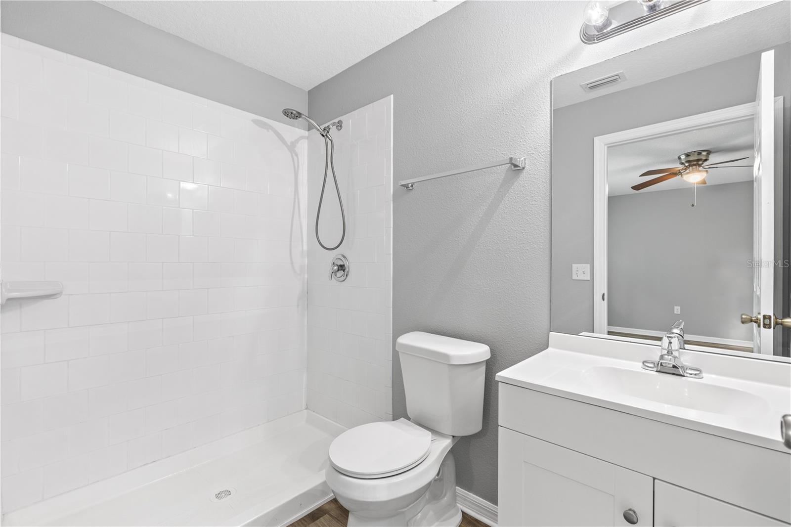 PINECREST - Residential