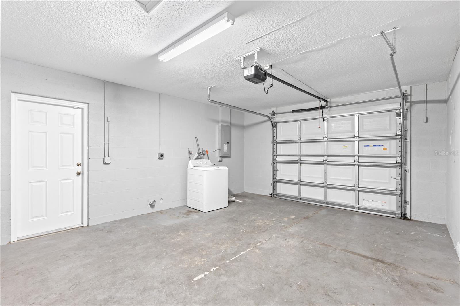 PINECREST - Residential