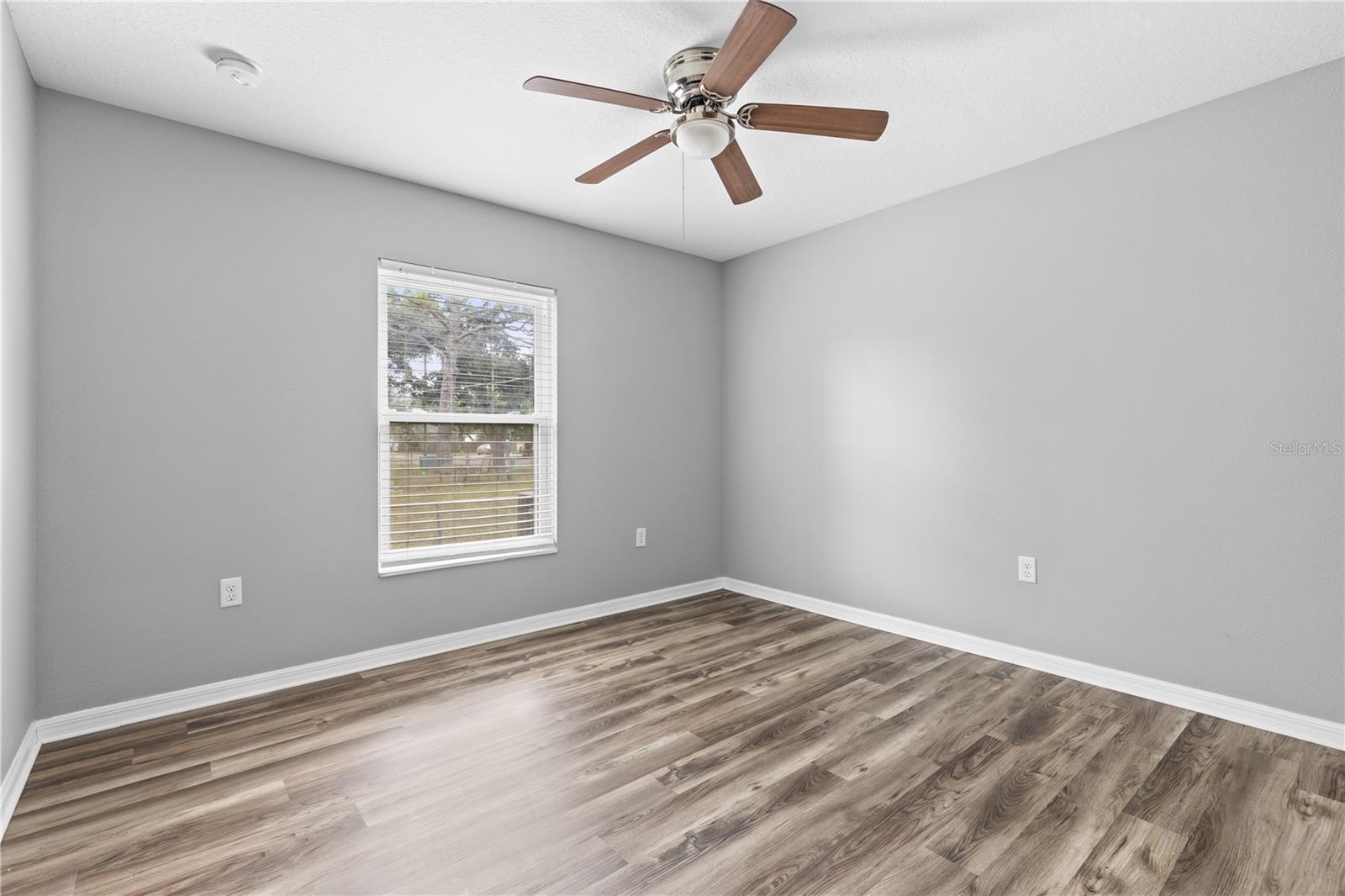 PINECREST - Residential