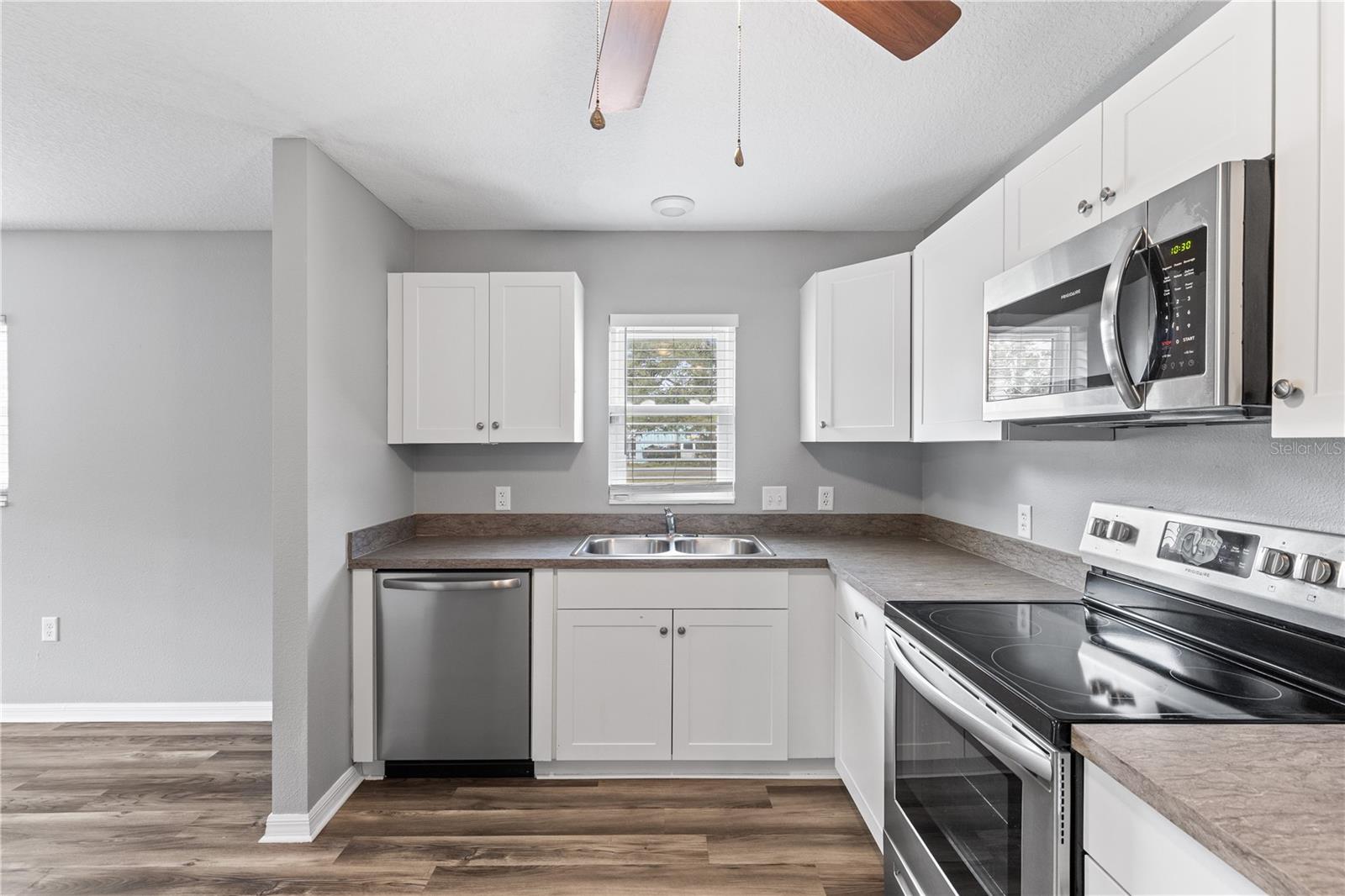 PINECREST - Residential