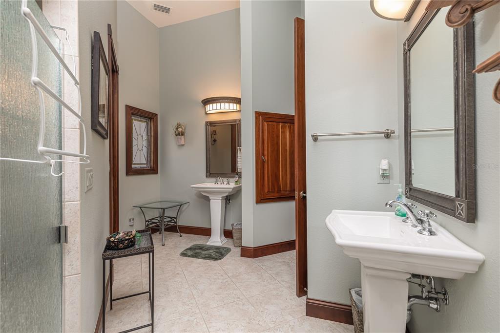 BROOKFIELD COMMONS - Residential