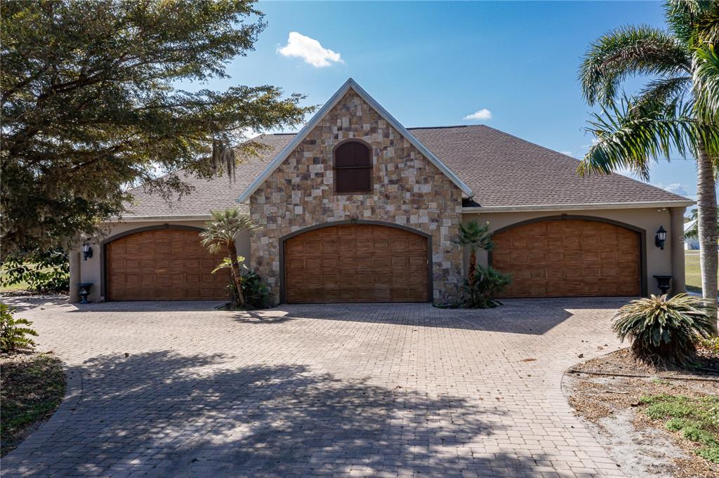 BROOKFIELD COMMONS - Residential