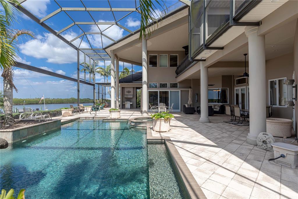 BROOKFIELD COMMONS - Residential