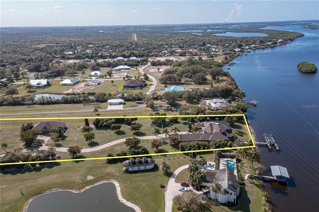 BROOKFIELD COMMONS - Residential