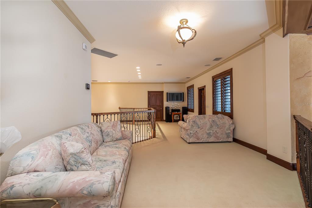 BROOKFIELD COMMONS - Residential