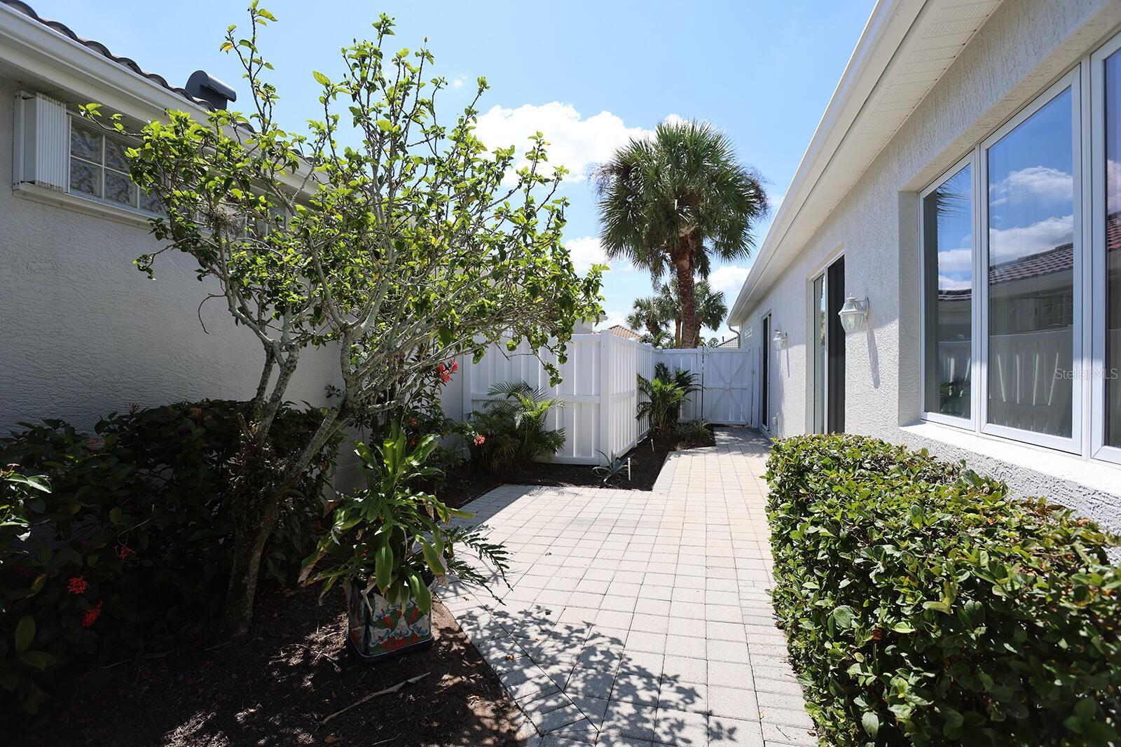 ROSEDALE 11 - Residential Lease
