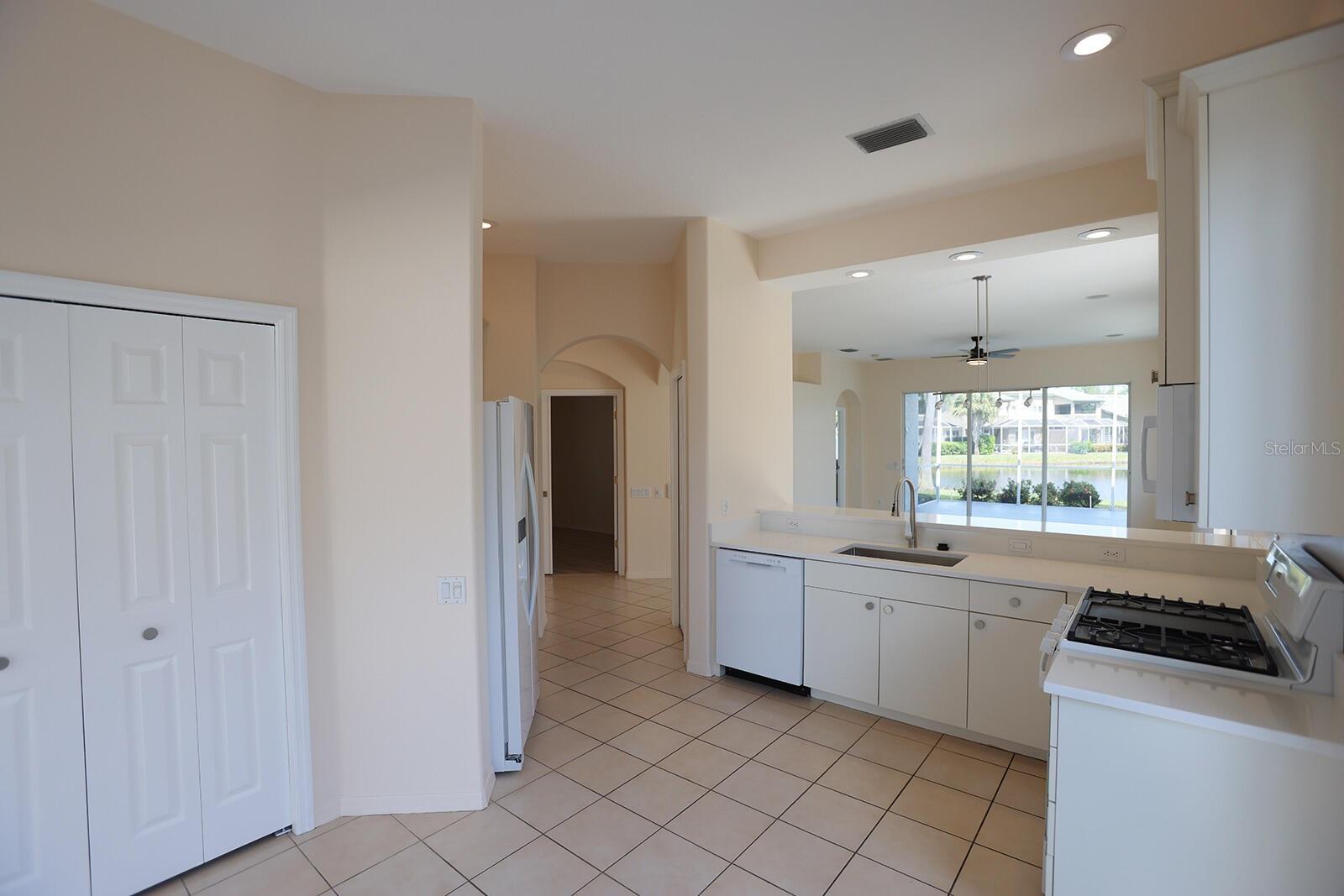 ROSEDALE 11 - Residential Lease