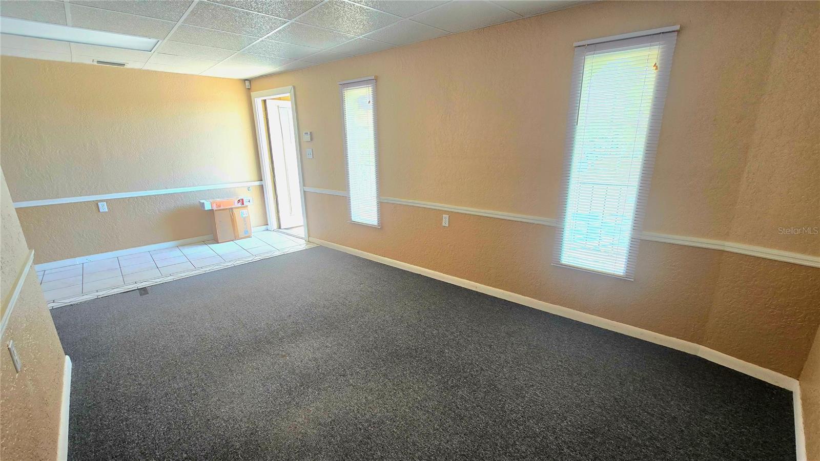 VENICE EDGEWOOD SEC OF - Commercial Lease