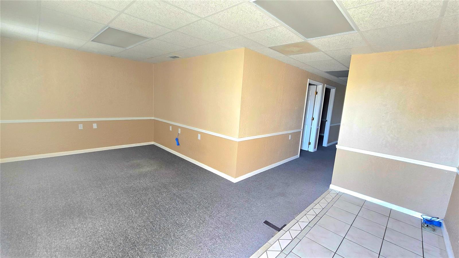 VENICE EDGEWOOD SEC OF - Commercial Lease