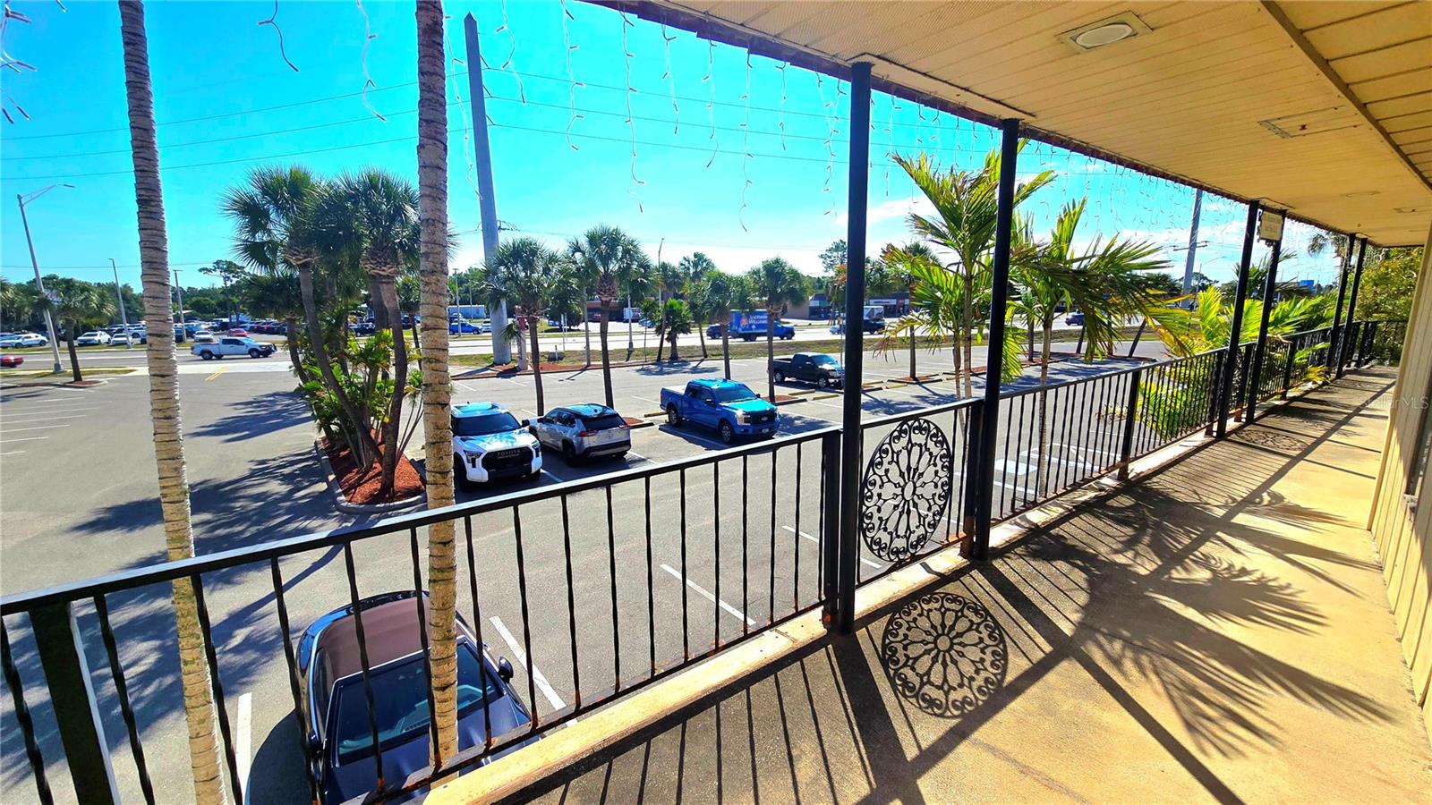 VENICE EDGEWOOD SEC OF - Commercial Lease