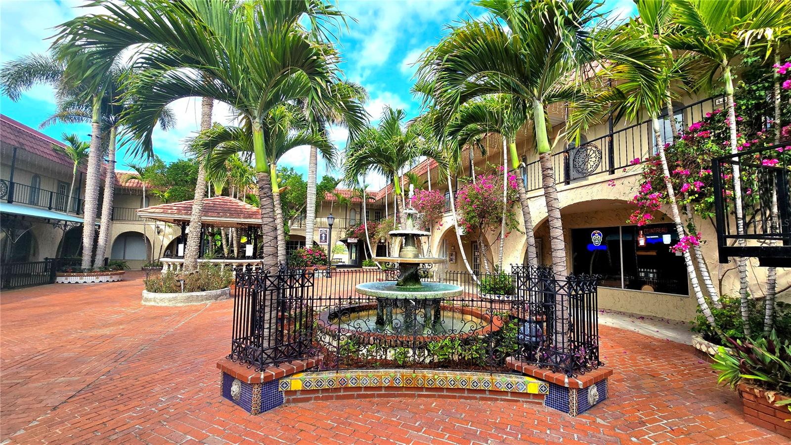 VENICE EDGEWOOD SEC OF - Commercial Lease