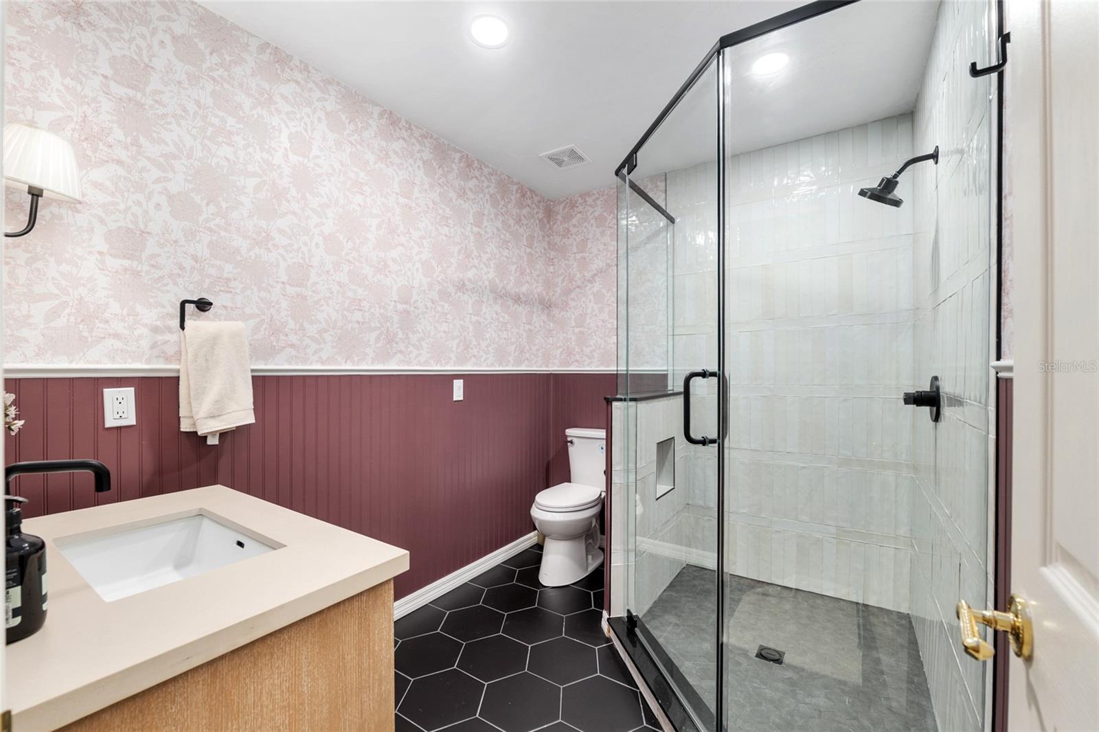 PINE HILL ESTATE ADD 3 - Residential