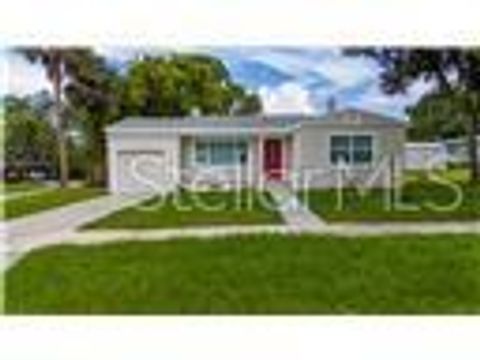 Photo of 113 W Division Street, Winter Garden, FL 34787 (MLS # S5139606)