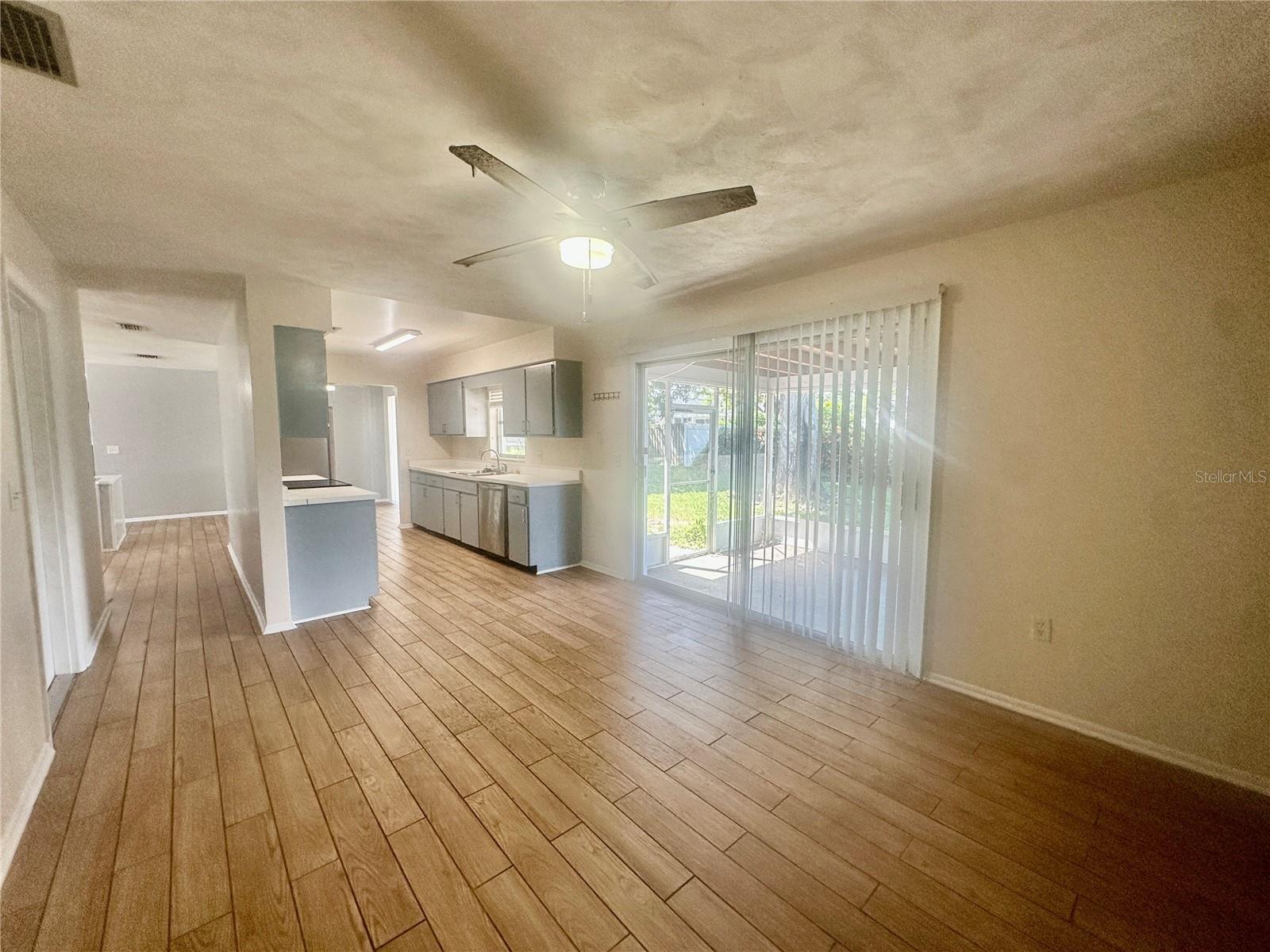 FLA HIGHLANDS CO SUB - Residential Lease