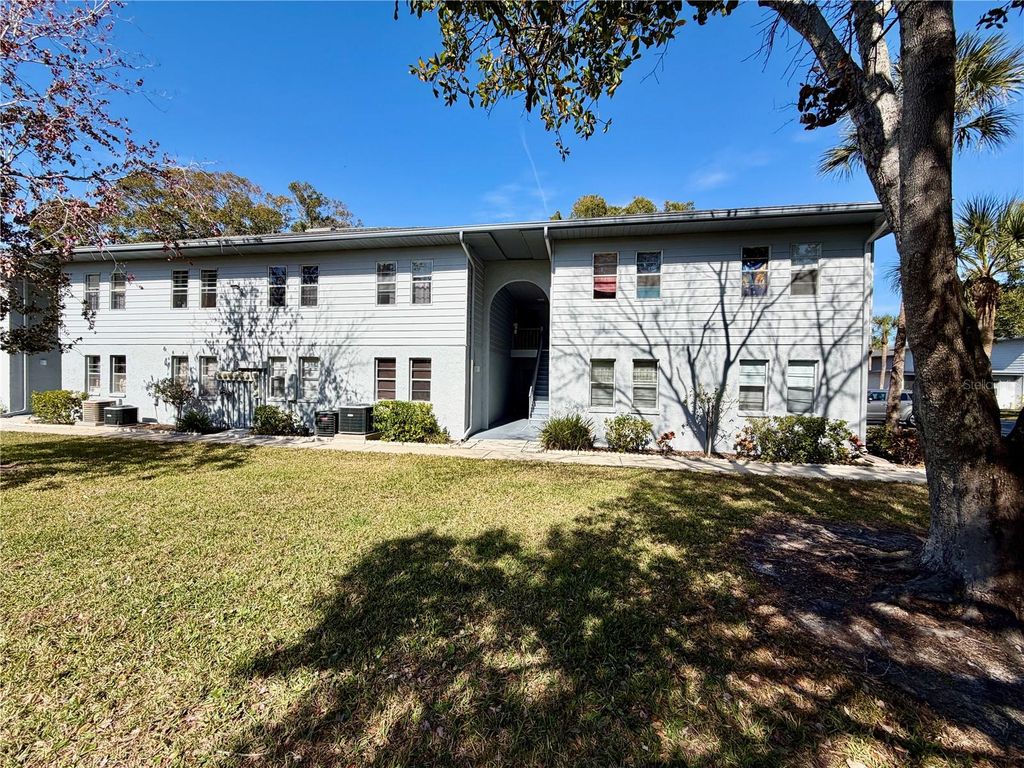 Photo of 10800 Us Highway 19 N #236, Pinellas Park, FL 33782 (MLS # TB8467299)