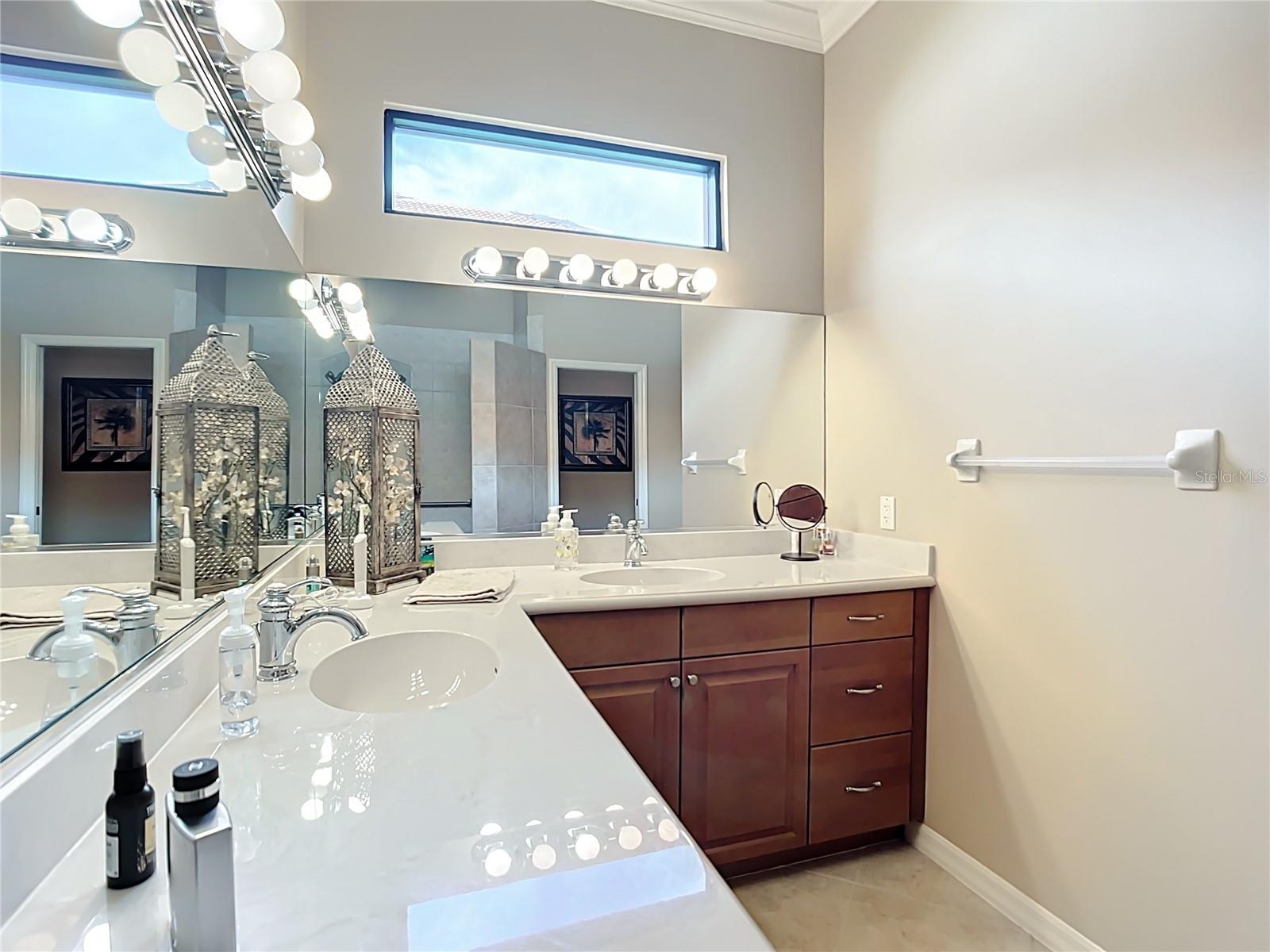 SILVER OAK - Residential