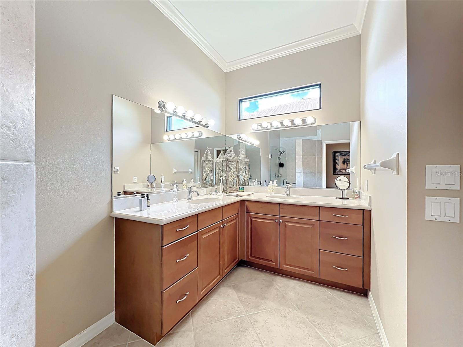 SILVER OAK - Residential