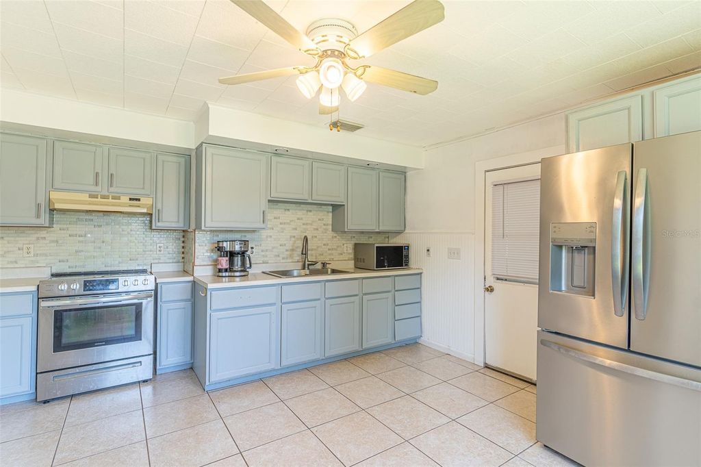 Photo of 38332 Fir Avenue, Zephyrhills, FL 33542 (MLS # L4960972)