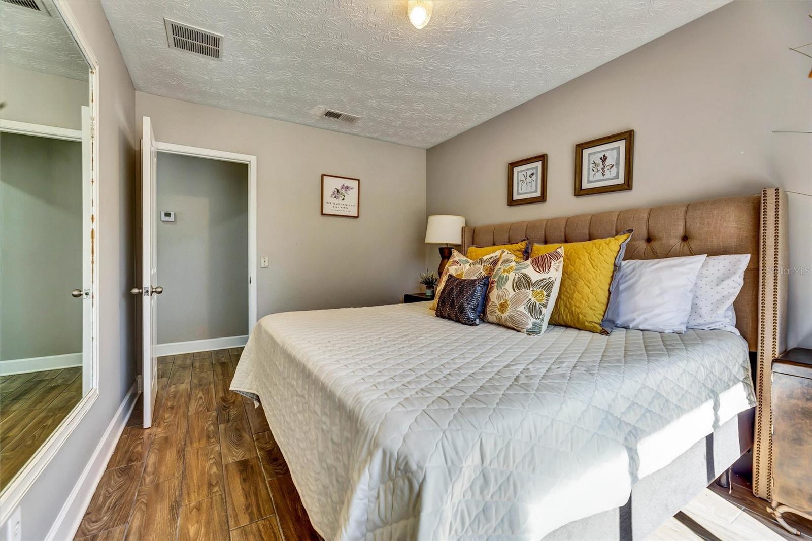 JAX HEIGHTS SEC - Residential