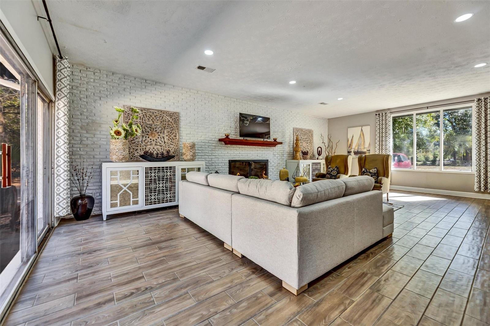 JAX HEIGHTS SEC - Residential