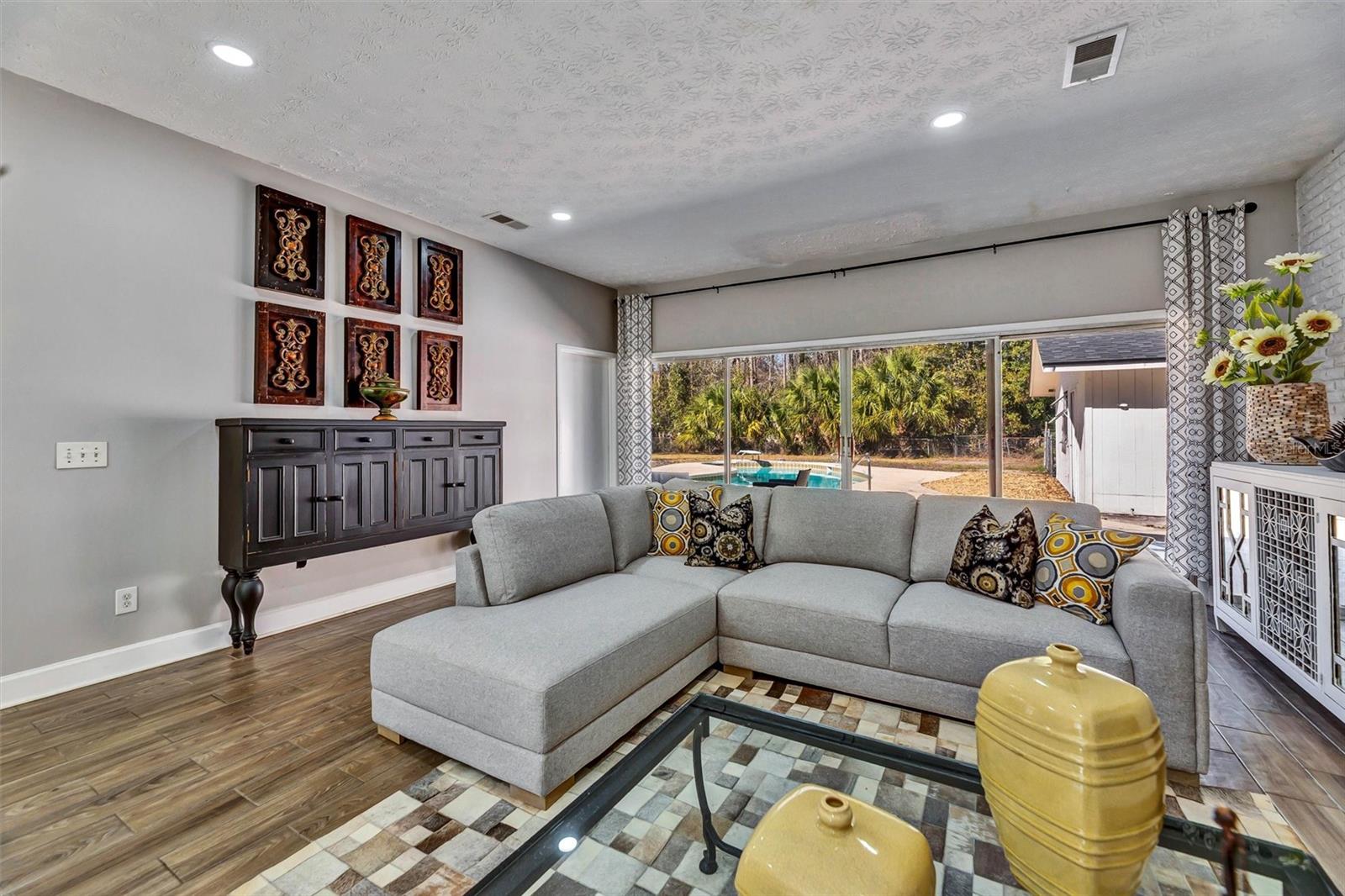 JAX HEIGHTS SEC - Residential