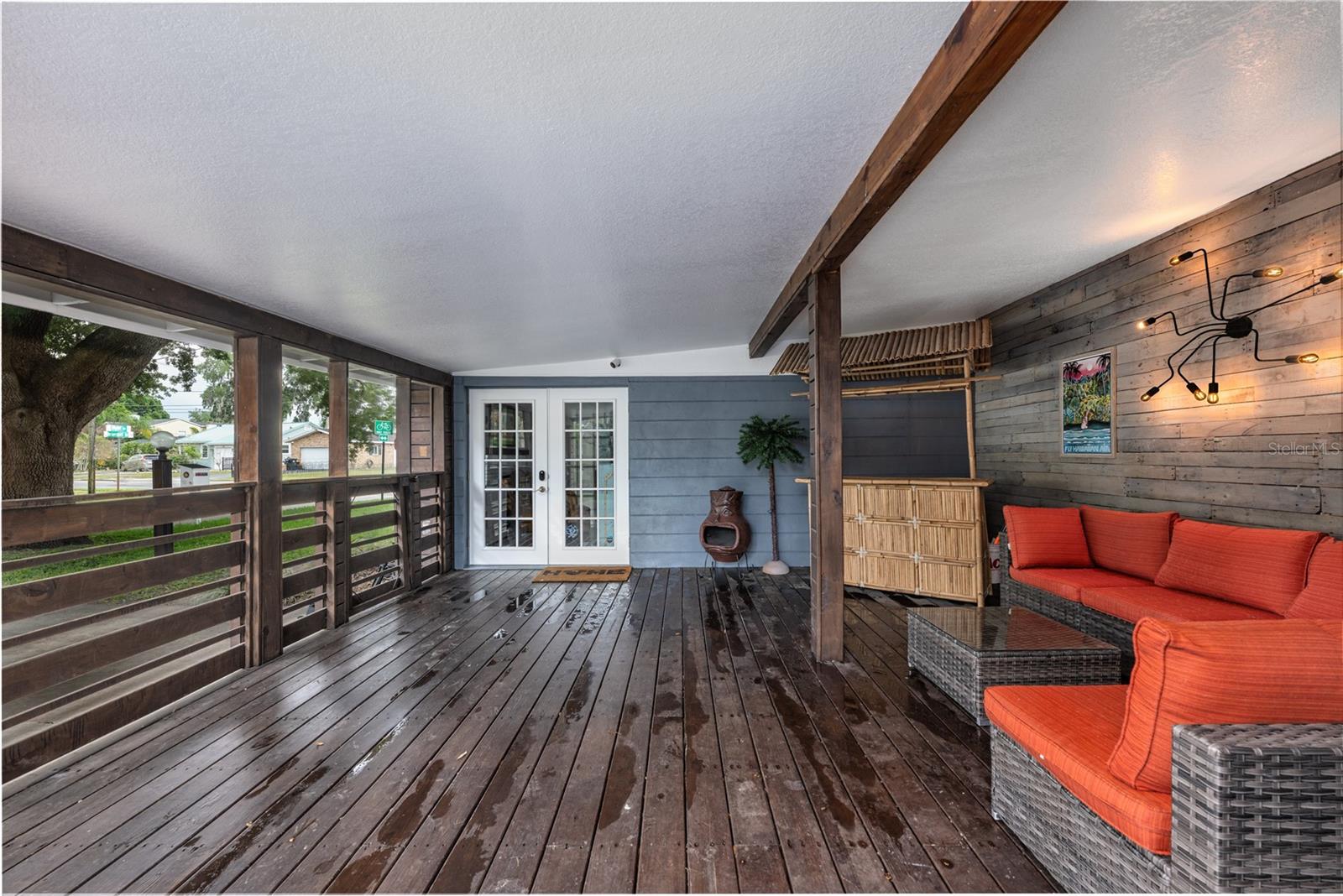 821 BRIERCLIFF DRIVE