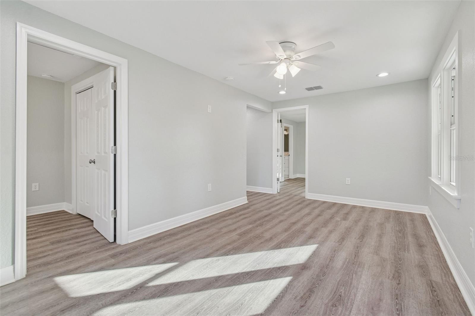 COUNTRY CLUB ESTATES SUB - Residential