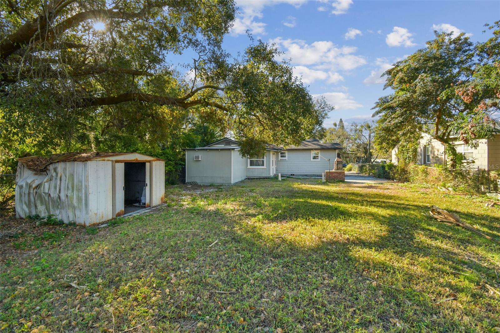 COUNTRY CLUB ESTATES SUB - Residential