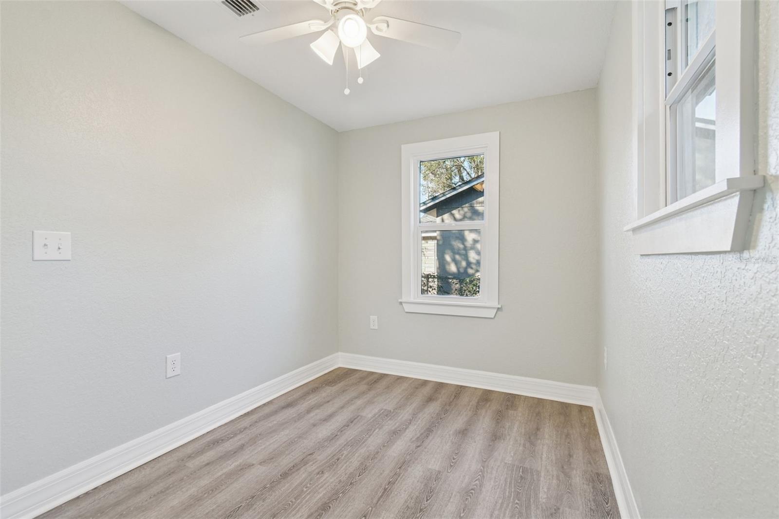 COUNTRY CLUB ESTATES SUB - Residential