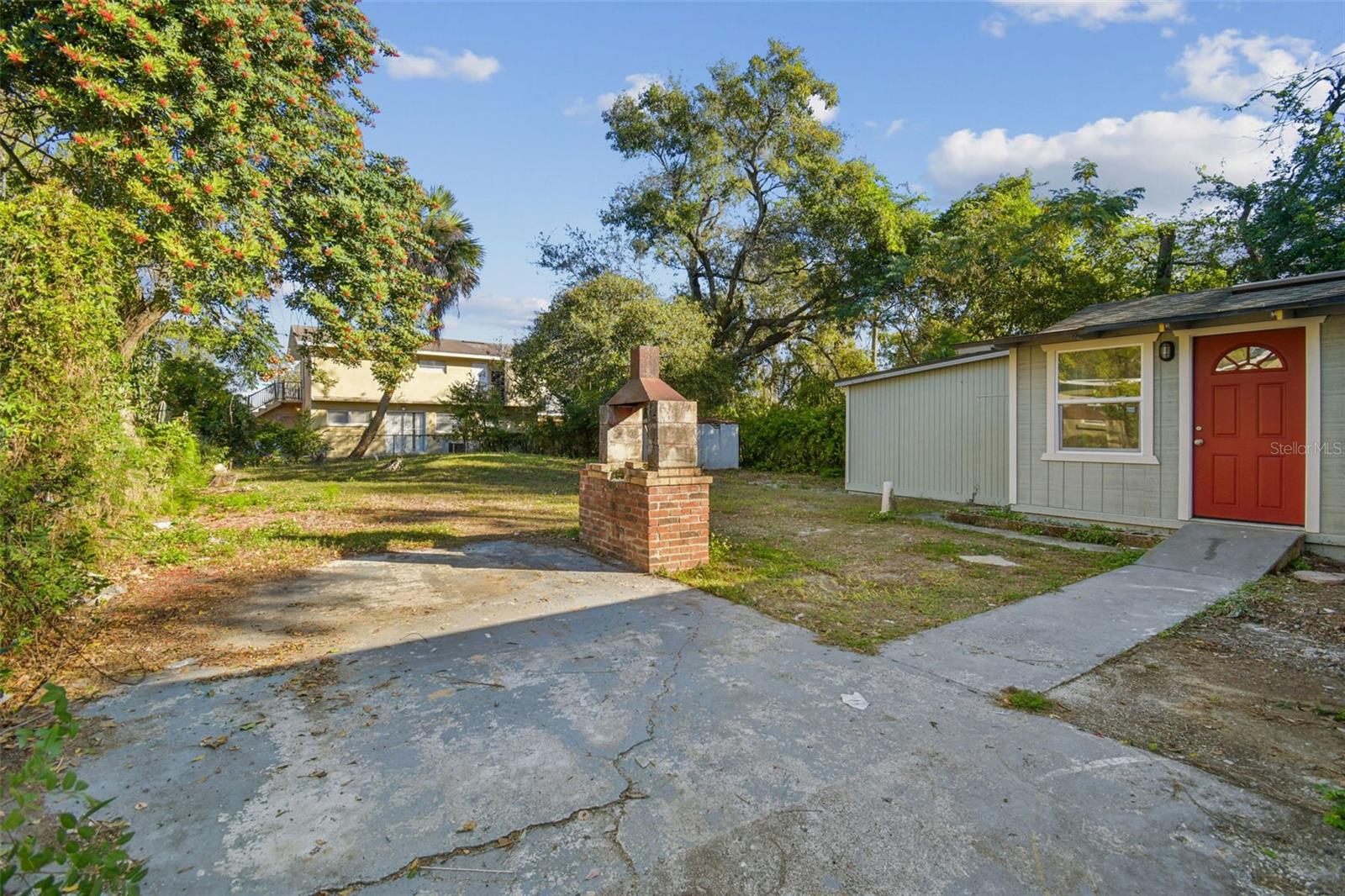 COUNTRY CLUB ESTATES SUB - Residential