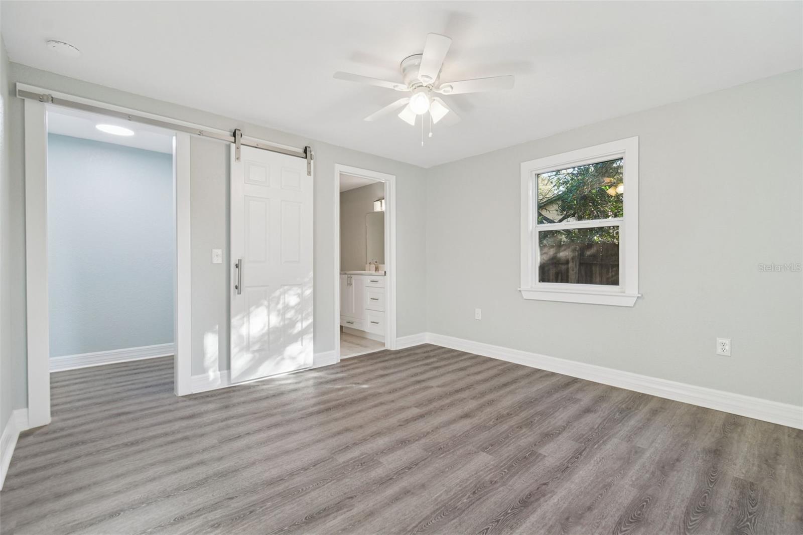 COUNTRY CLUB ESTATES SUB - Residential