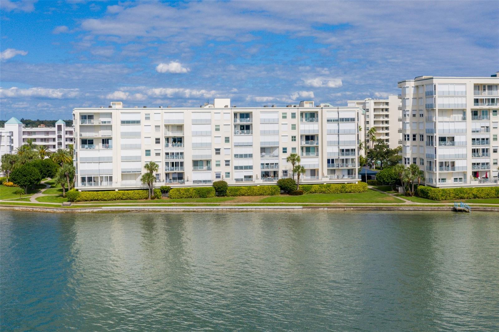 HARBOURSIDE CONDO - Residential Lease