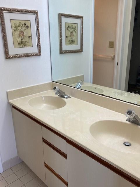 HARBOURSIDE CONDO - Residential Lease