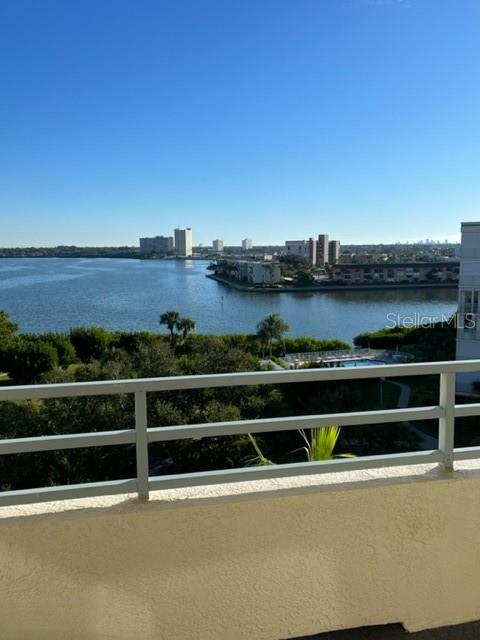 HARBOURSIDE CONDO - Residential Lease