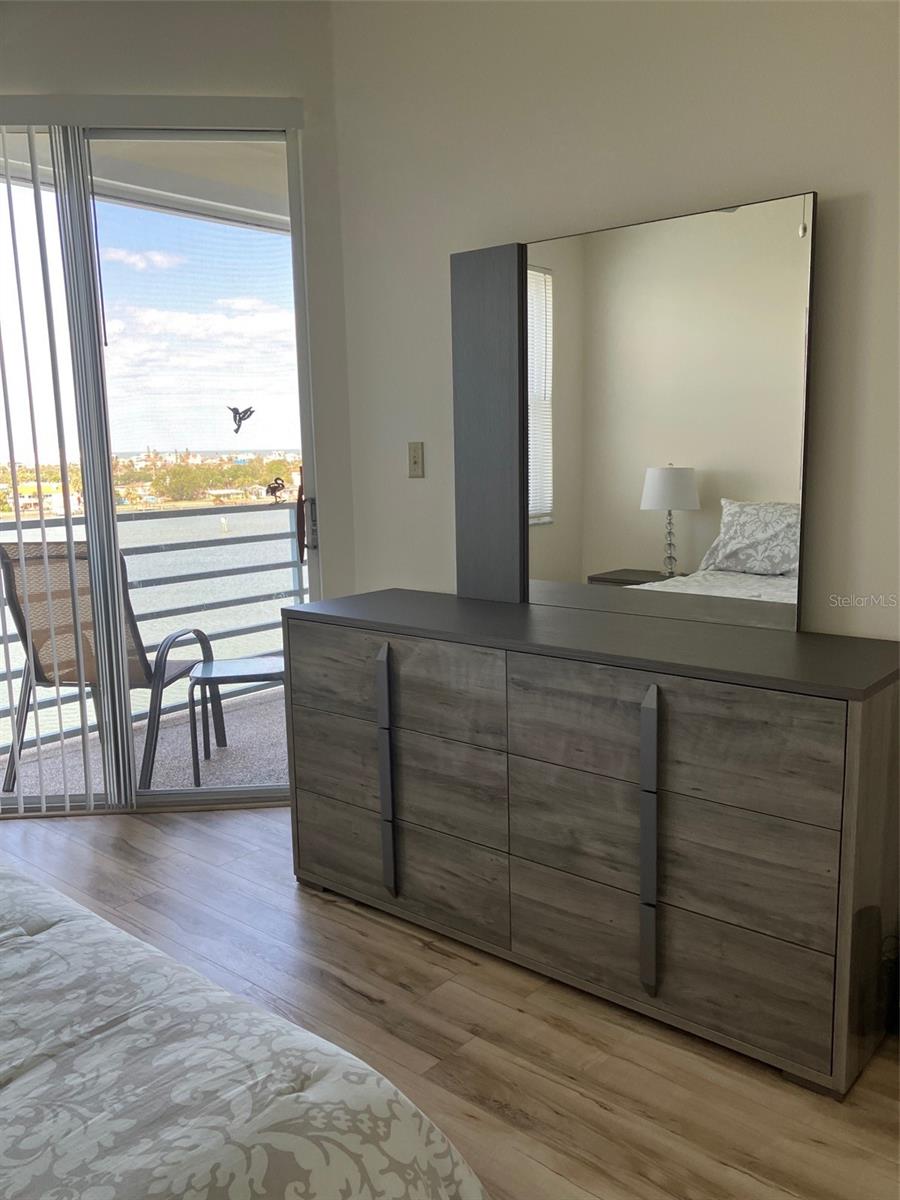 HARBOURSIDE CONDO - Residential Lease