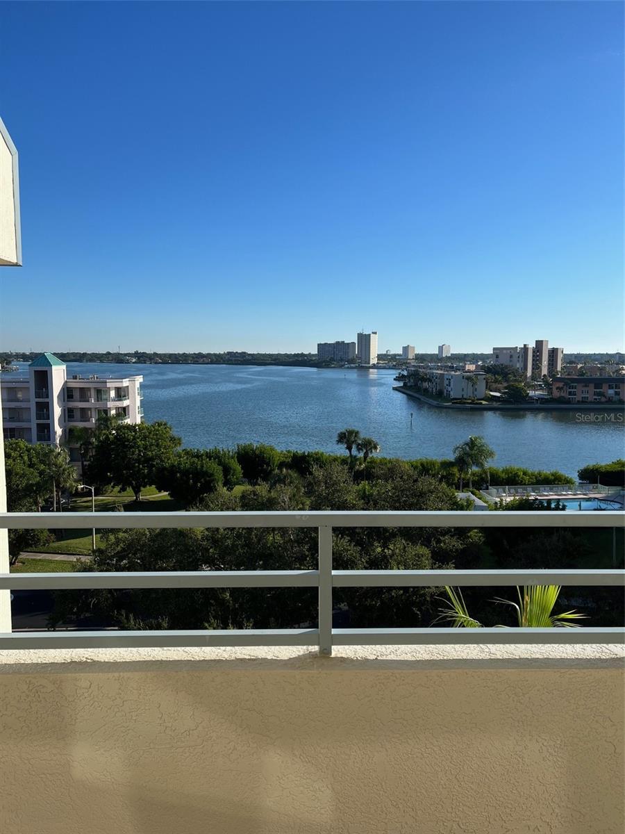 HARBOURSIDE CONDO - Residential Lease