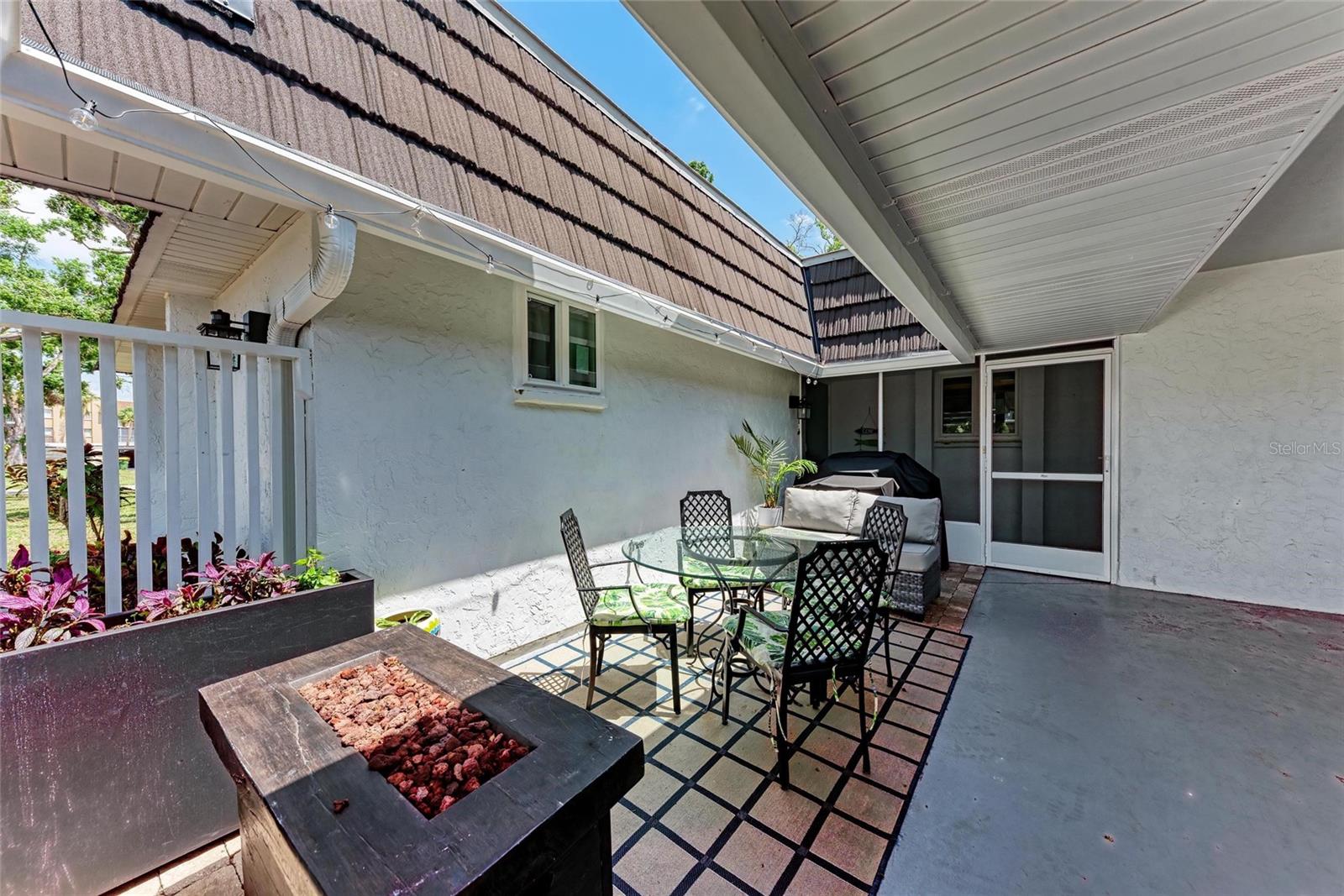 1520 LAKESIDE WAY 147