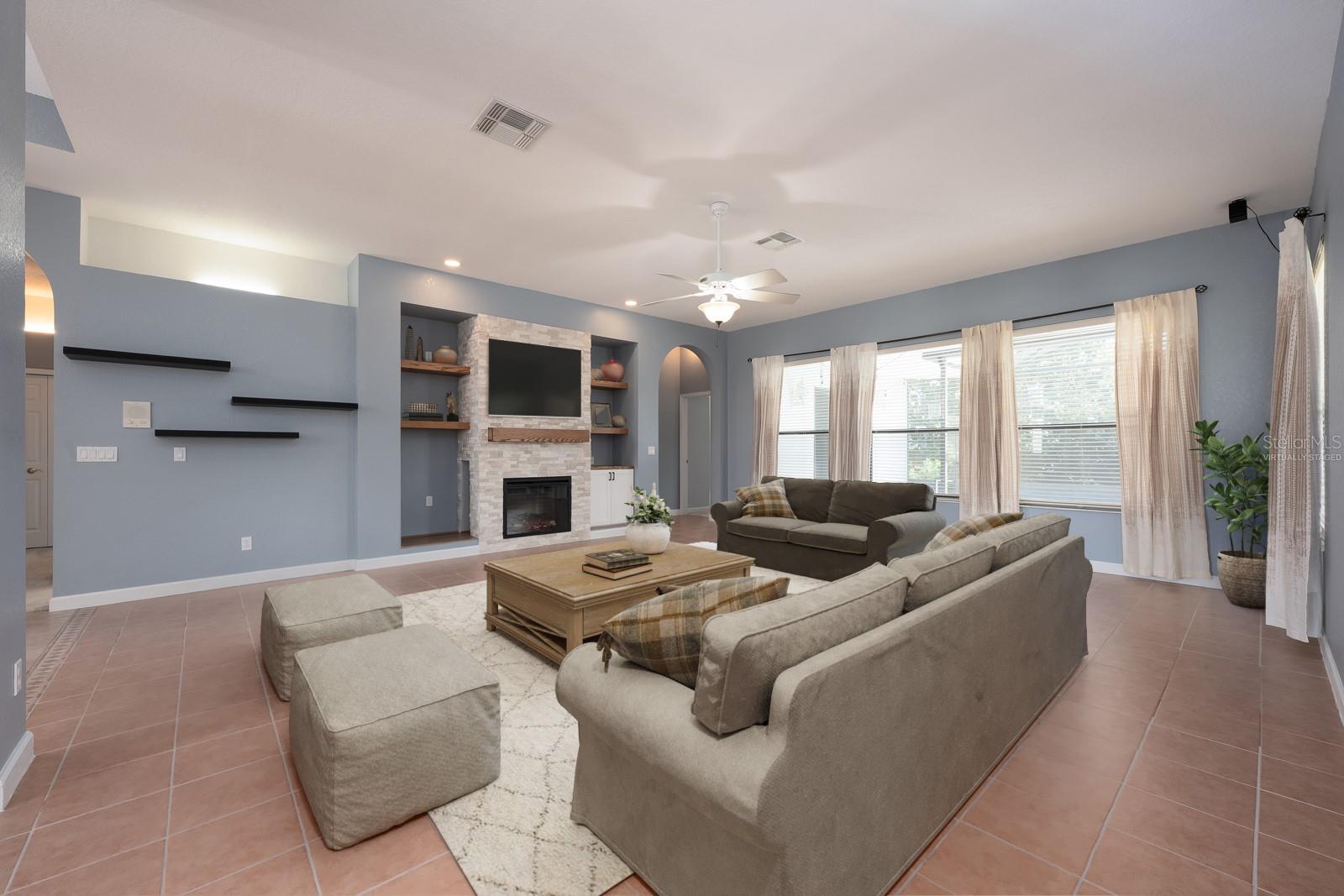 CONWAY GROVES - Residential