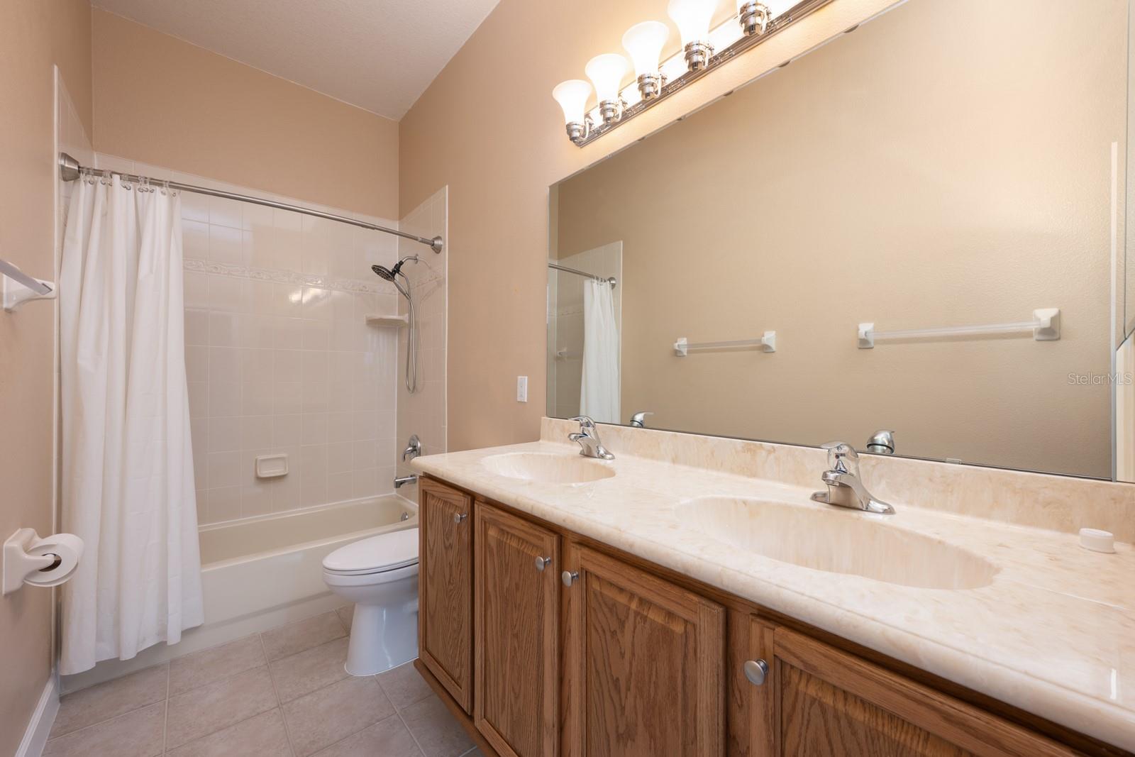 CONWAY GROVES - Residential