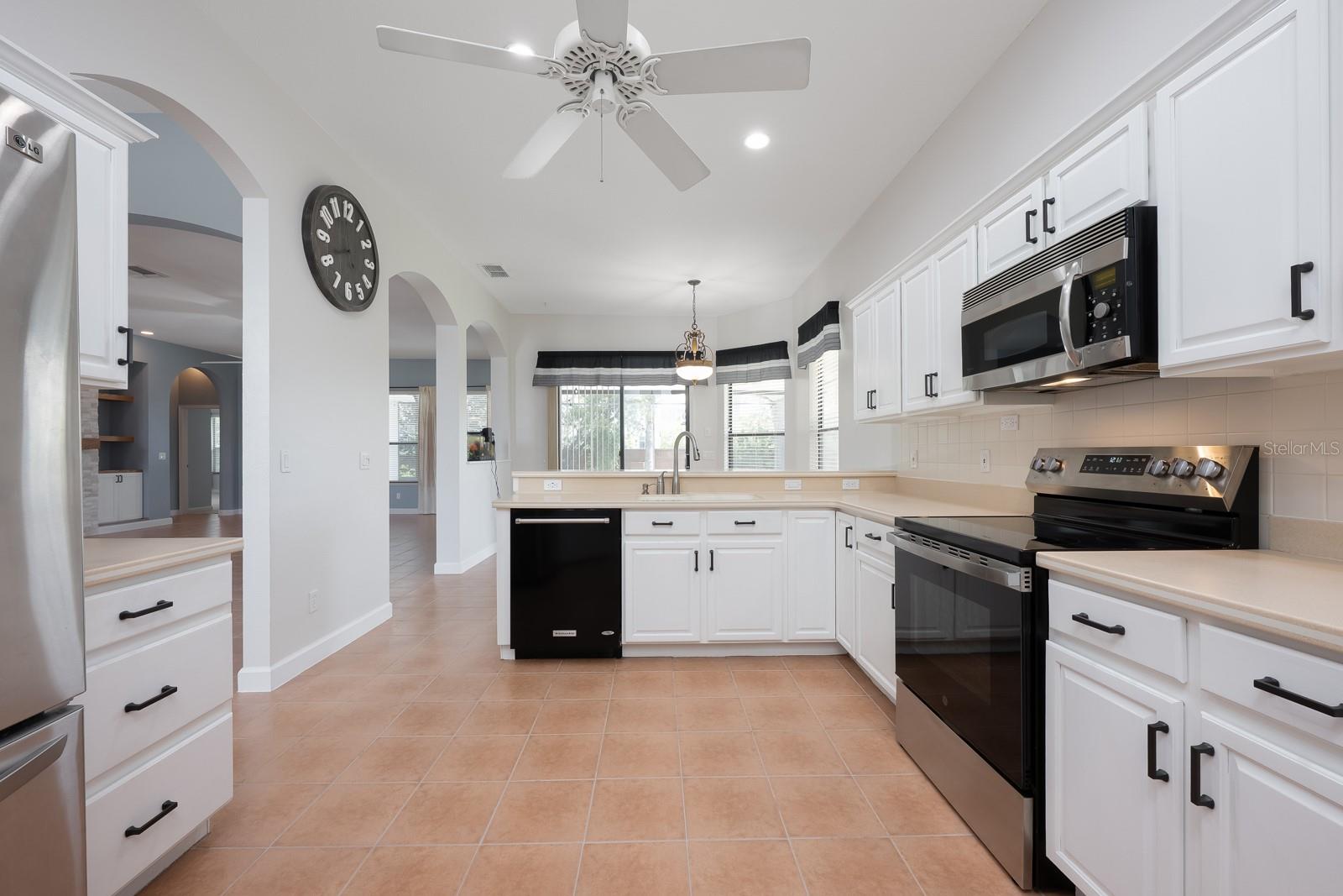 CONWAY GROVES - Residential