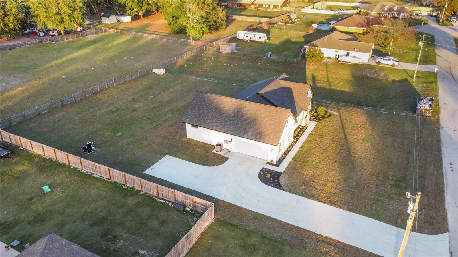 WILLOW CREEK - Residential