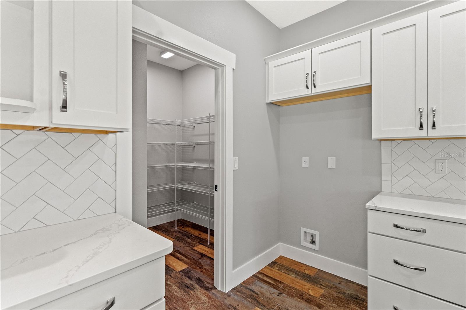 WILLOW CREEK - Residential