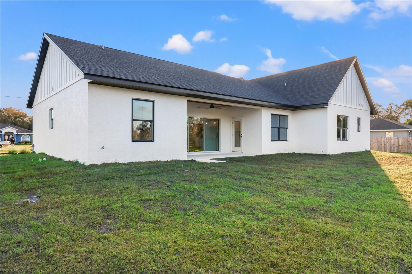 WILLOW CREEK - Residential