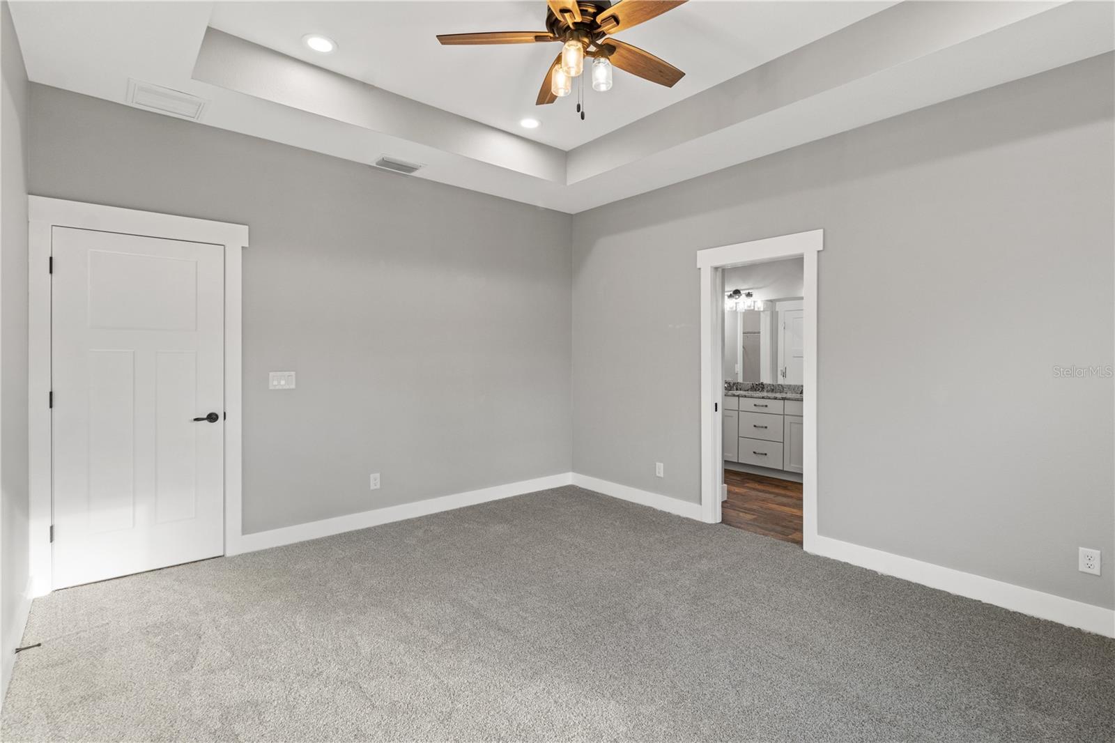 WILLOW CREEK - Residential