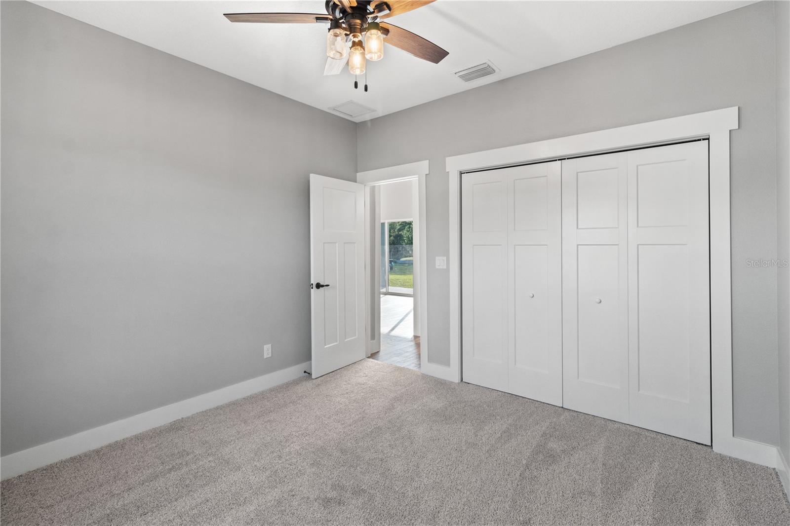 WILLOW CREEK - Residential