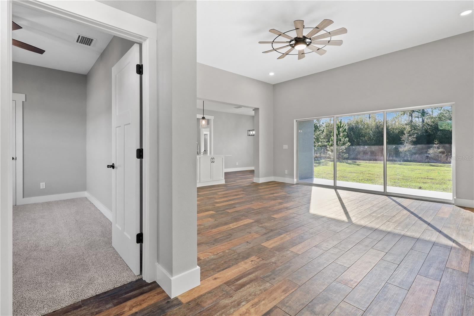 WILLOW CREEK - Residential