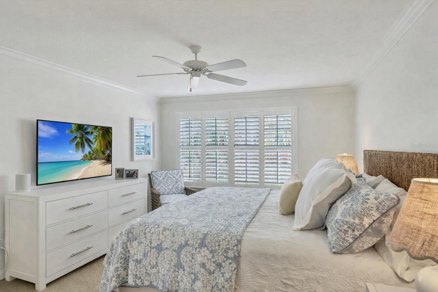 VILLAGEWALK - Residential