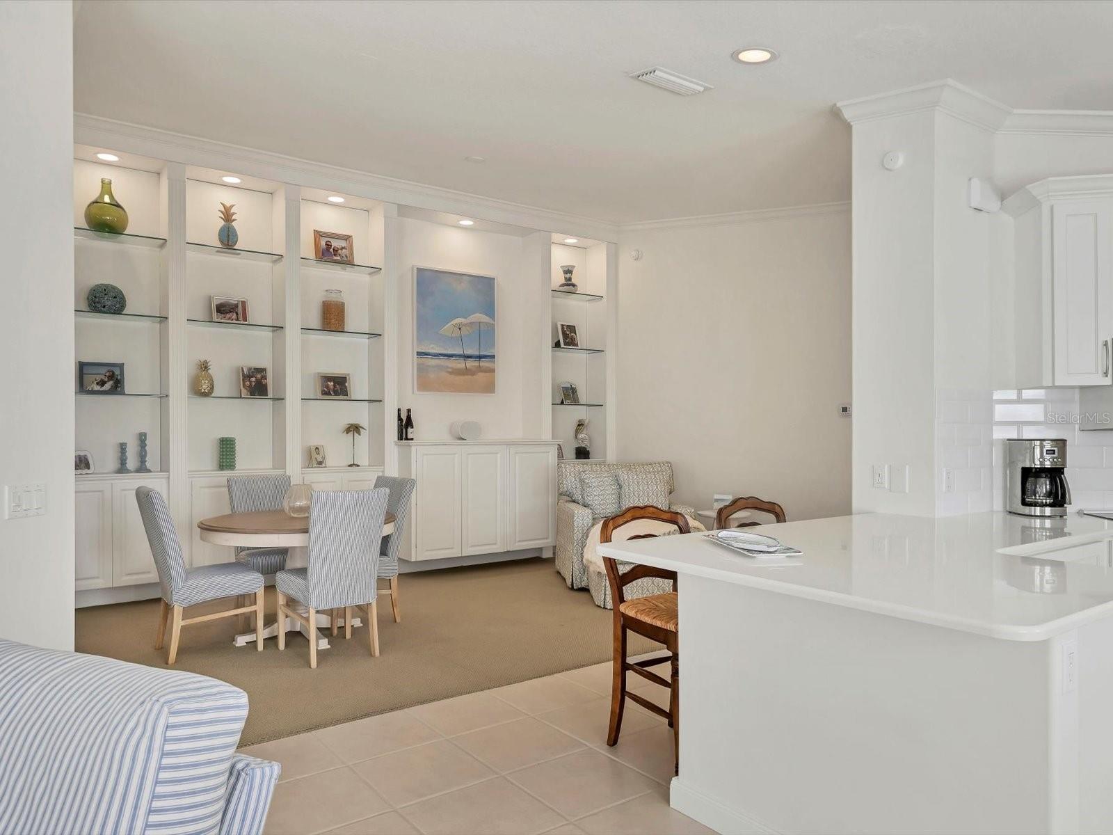 VILLAGEWALK - Residential