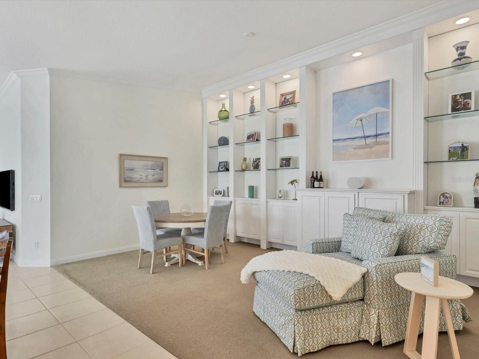 VILLAGEWALK - Residential