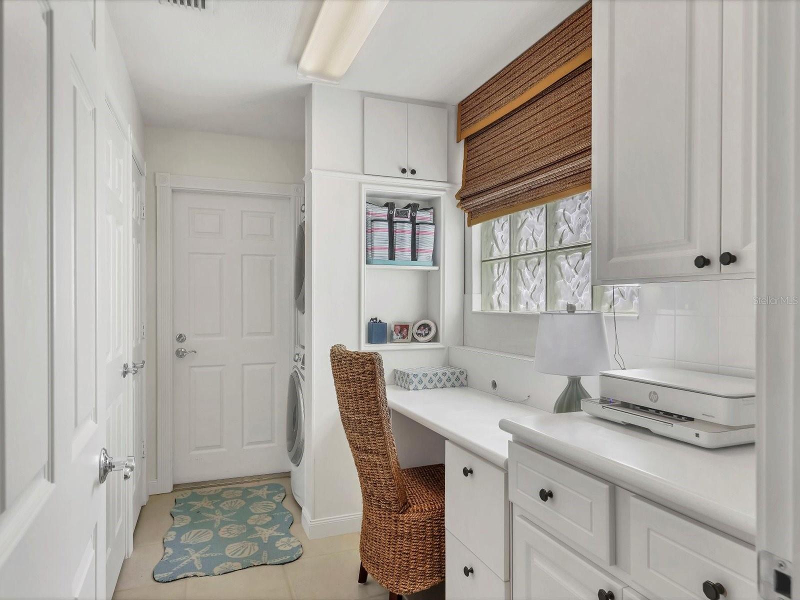 VILLAGEWALK - Residential